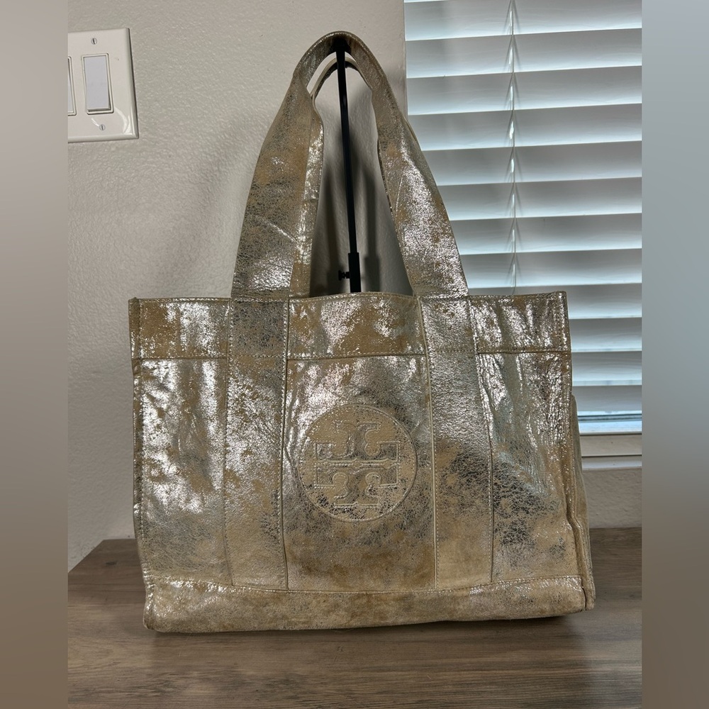 Tory BurchDouble Handle Metallic Crackle Logo Shopper Tote Handbag Gold Leather